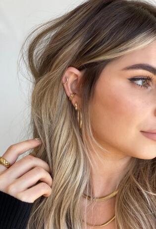 Ear cuffs: naušnice koje će podignuti baš svaku jesensku kombinaciju