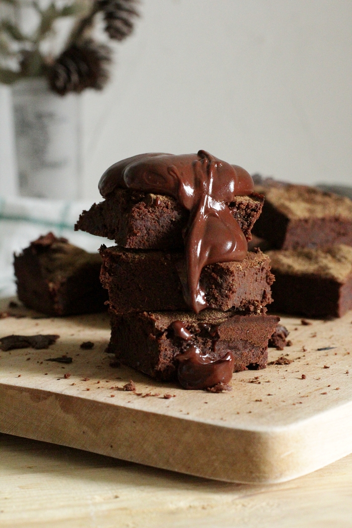 Zdravi recept za brownie koji se ne peče i ima samo 4 sastojka
