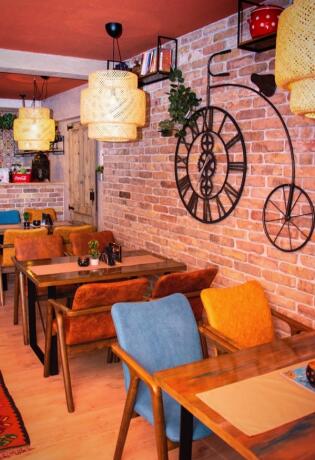 Ovaj simpatični, novootvoreni restoran Mozzarella u Mostaru će oduševiti sve zaljubljenike u ukusne specijalitete
