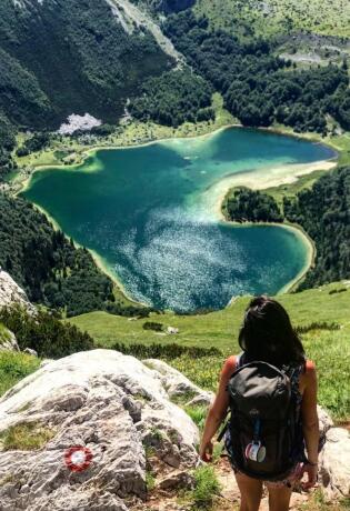 Trnovačko jezero: planinsko jezero u obliku srca koje vrijedi posjetiti!