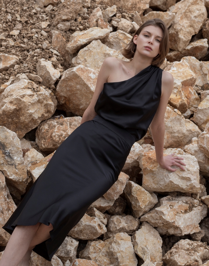 Pogledajte elegantnu kolekciju brenda Vesna W Stockholm predstavljenu kroz objektiv bh. fotografa Hamze Kulenovića