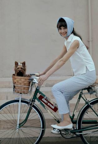10 inspirativnih kombinacija šarmantne Audrey Hepburn koje bismo i sami rado nosili