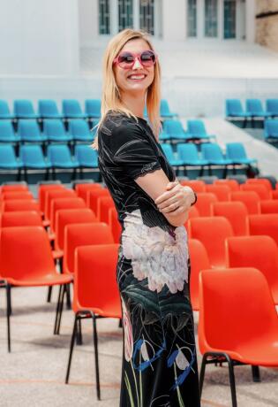 Proveli smo dan s Elmom Tataragić, zavirili u backstage priprema za SFF i razgovarali o počecima, timskom radu i filmu