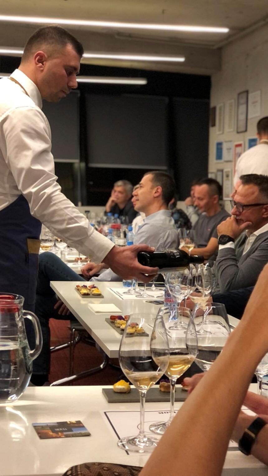 Foto priča: Vodimo vas na masterclass radionicu koju je kompanija Fina Vina uz vinariju Movia održala u Sarajevu