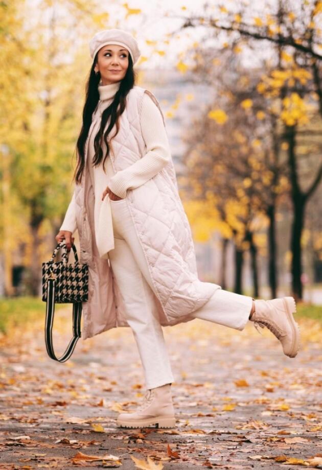 Look dana: Ajla Huremović u #allwhite H&M kombinaciji
