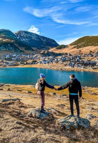 Prokoško jezero: destinacija za putovanje sa društvom gdje ćete uživati u krajoliku i hrani