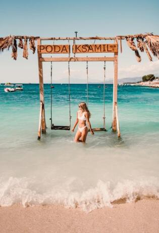 Maldivi u Evropi? Yes, please! Evo zašto trebate posjetiti Ksamil u Albaniji.