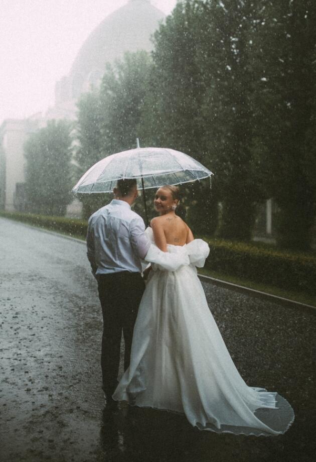 Kiša za dan vašeg vjenčanja? Evo kako ga pretvoriti u savršenu bajku!