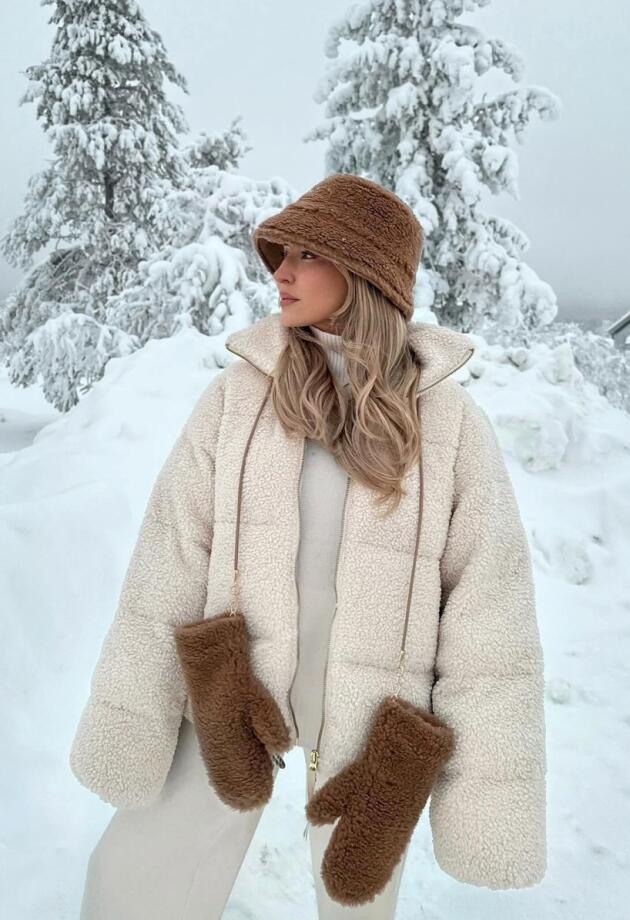 Šta nositi na planini da budete u trendu? Ove boje dominiraju na minus 10!