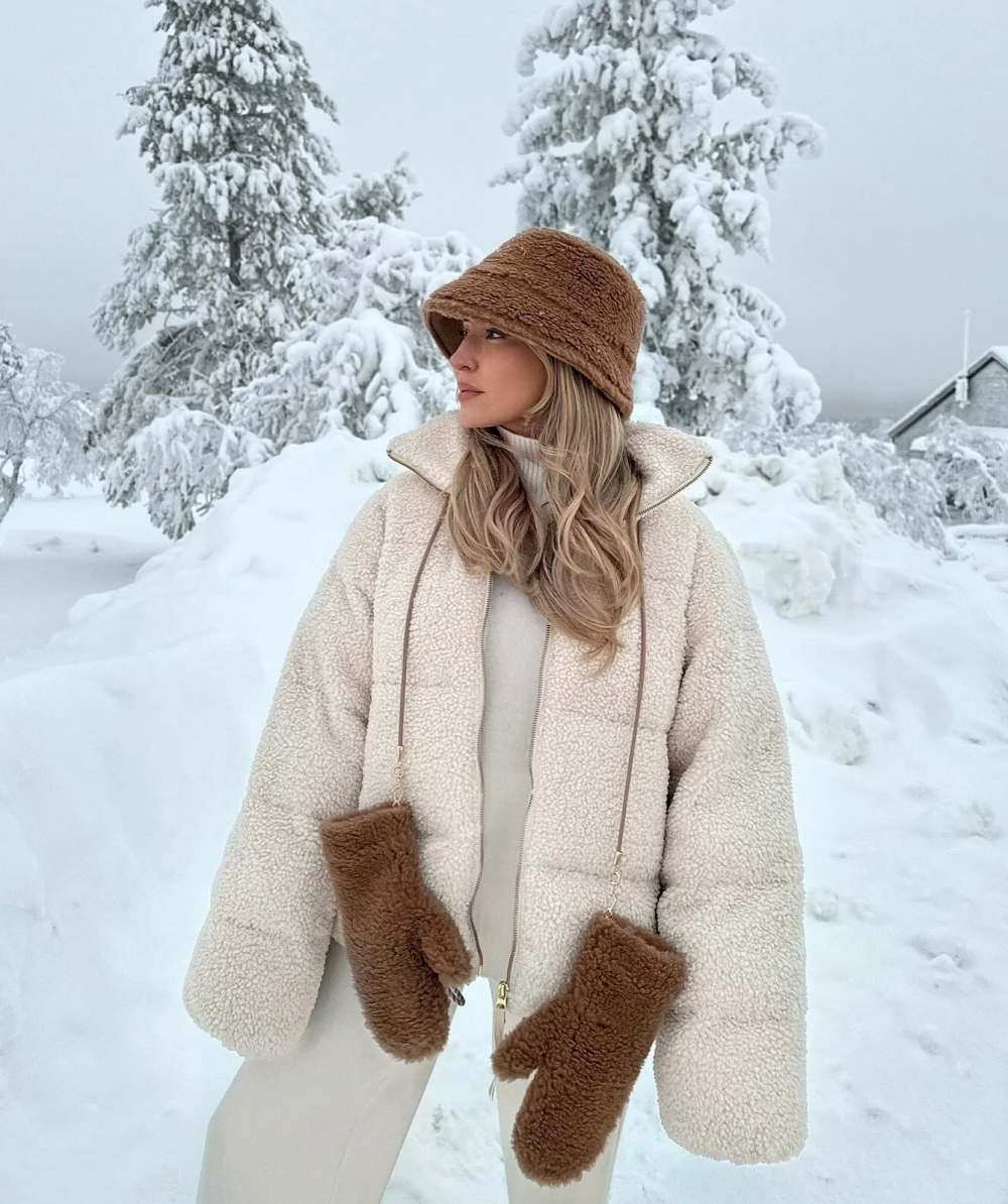 Šta nositi na planini da budete u trendu? Ove boje dominiraju na minus 10!