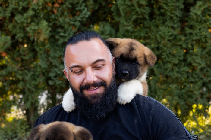Nedim Šuta: Muškarac koji kroz WOOFCAST mijenja način na koji razumijemo pse