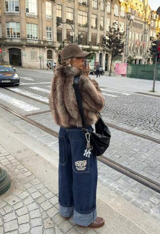 Želite iznenaditi kćerku trendy komadom? Ova jakna je pun pogodak.