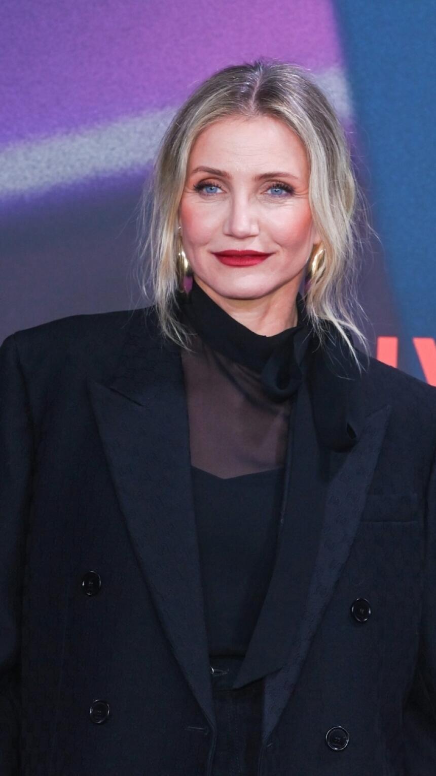 Cameron Diaz nakon 10 godina na crvenom tepihu: Stilski odabir koji je podijelio publiku.