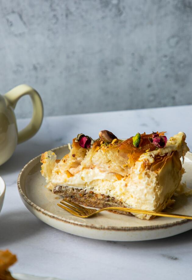 Baklava cheesecake: Kremasti spoj tradicije i modernog u brzom desertu!