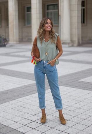 3 načina kako nositi mom jeans, a pritom izgledati casual i moderno
