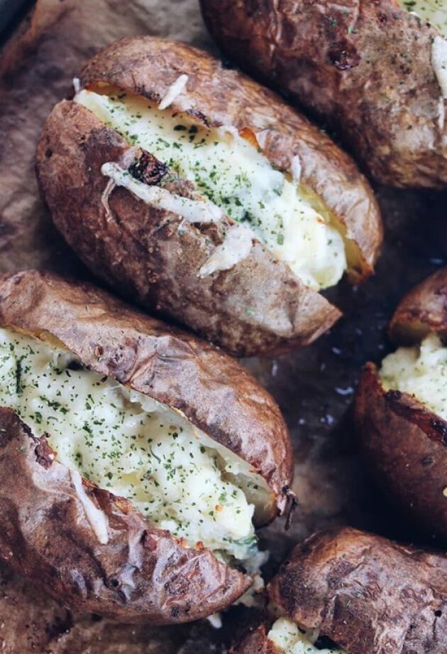 Imamo recept za sočni punjeni krumpir koji se topi u ustima