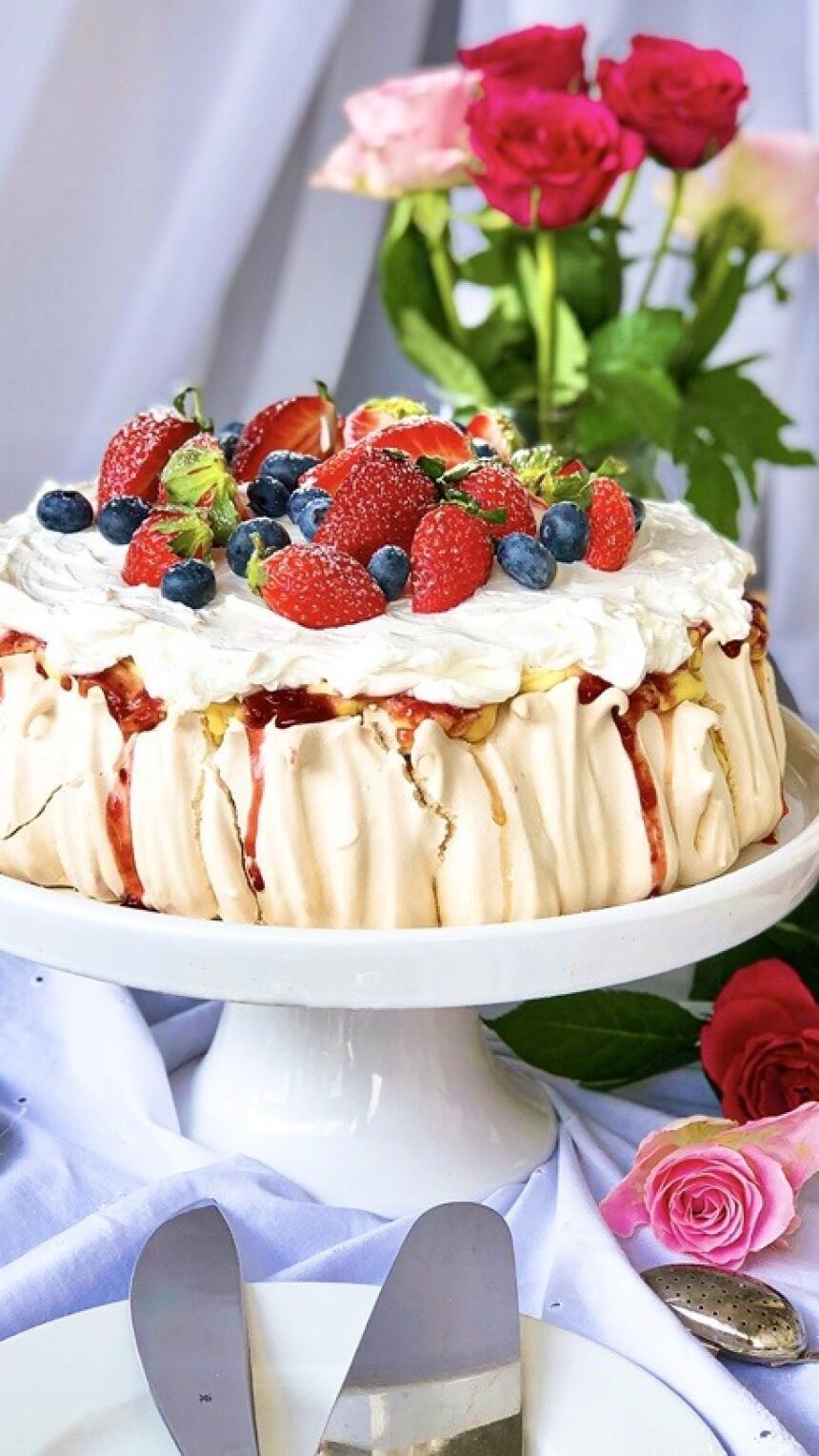 Ova puslica torta ima jedan poseban sastojak, a nas je osvojila i izgledom i okusom