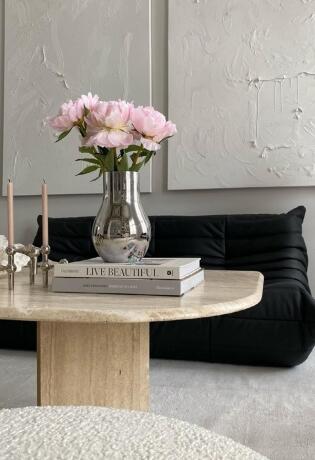 Togo sofa potpuno je zavela svijet interijera i društvene mreže. Otkrijte i zašto.