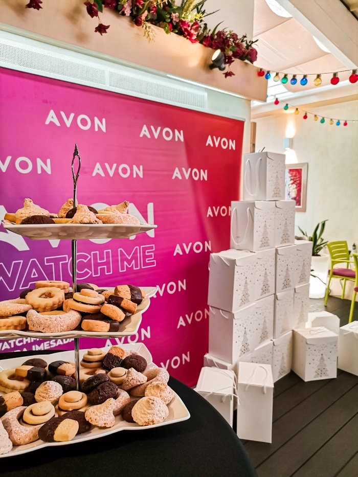Zavirite s nama na tradicionalno Avon novogodišnje druženje održano u slastičarni Mrvica Old Town u Sarajevu