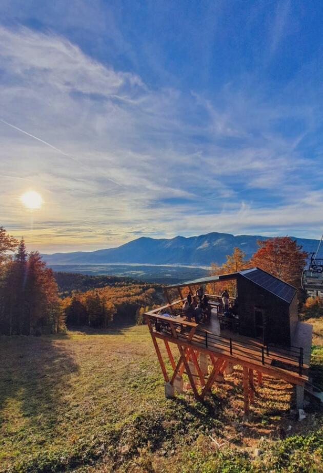 Blidinje: Želimo što prije posjetiti ovaj unikatni bar s najposebnijim pogledom na vrhu skijaške staze!