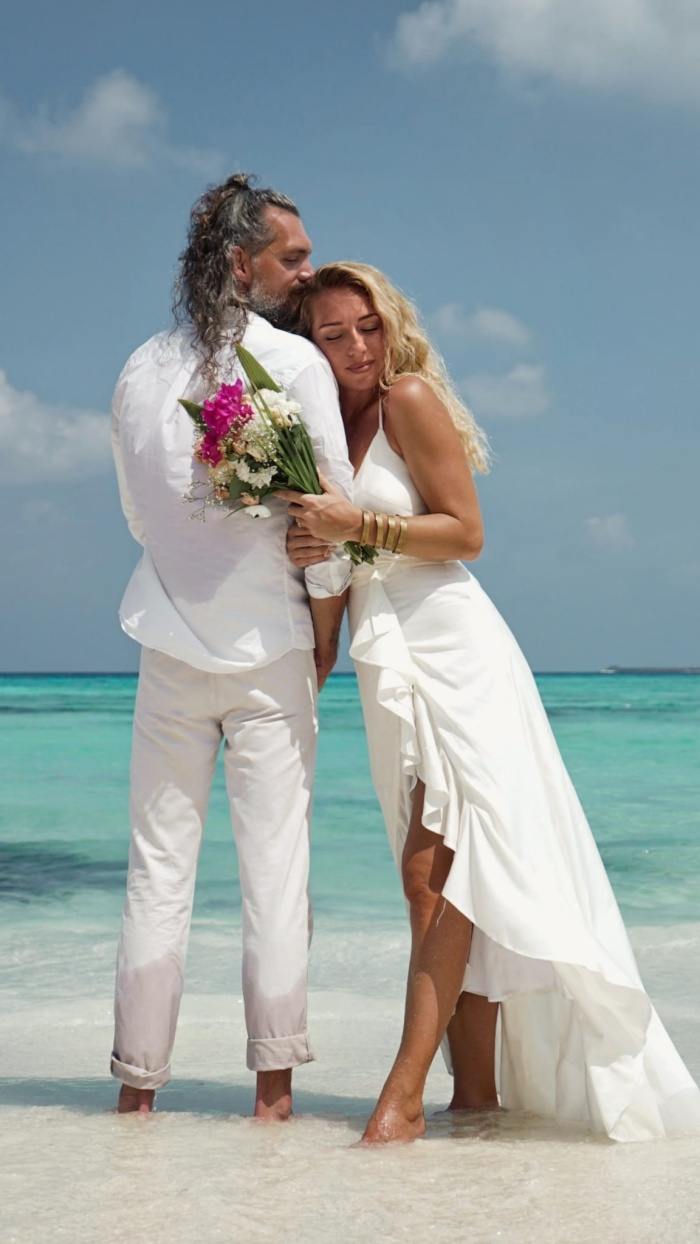 Zavirili smo na opušteno i romantično vjenčanje Amre i Dine na Maldivima