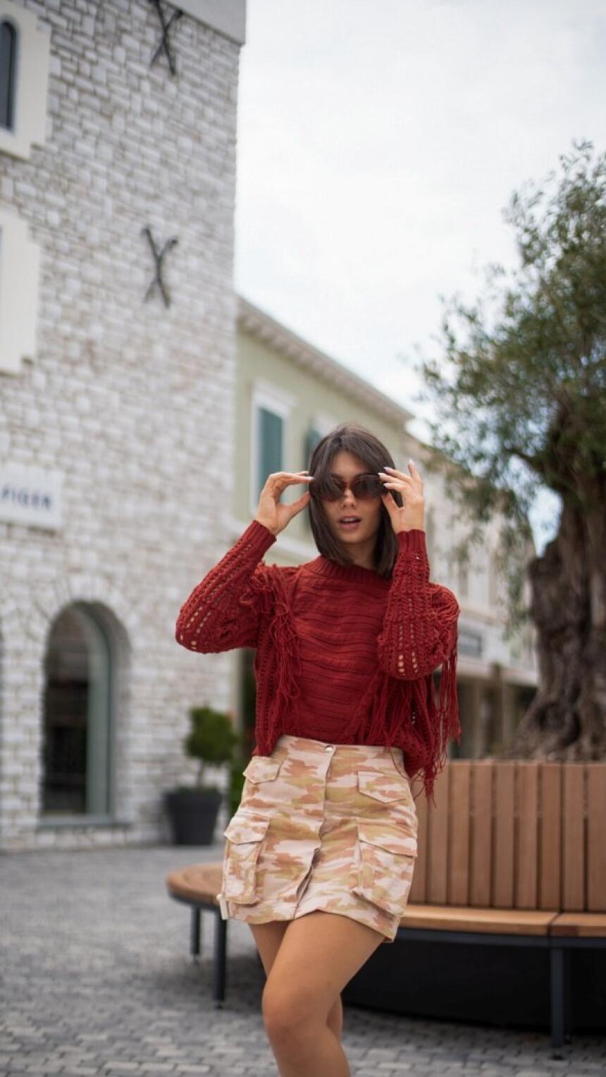 Ena Avdić je pronašla cool snižene artikle u Designer Outletu Croatia. Otkrivamo kako ih je kombinirala u 3 outfita.