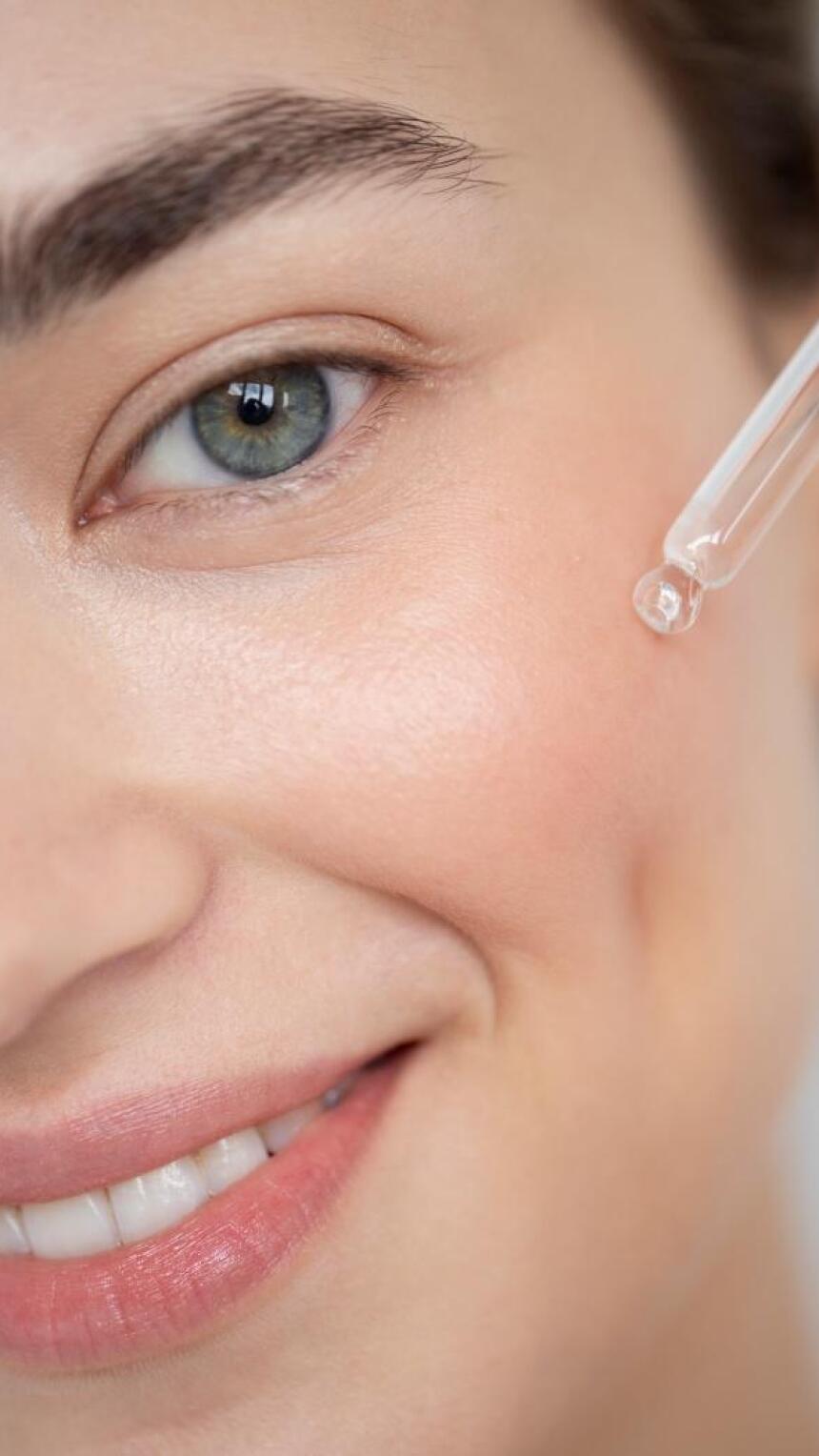 Retinol: omiljeni anti-age sastojak koji smanjuje bore i poboljšava teksturu kože