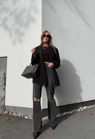 High street: Savjeti za kombiniranje crnih denim hlača koje svi imamo u ormaru