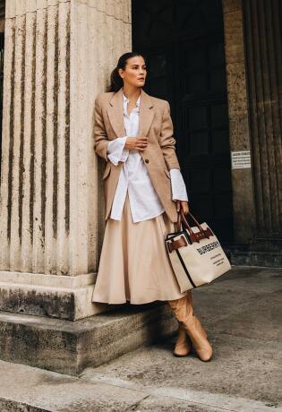 Bijela košulja: 10 zimskih outfita idealnih za poslovne, ali i ležerne kombinacije