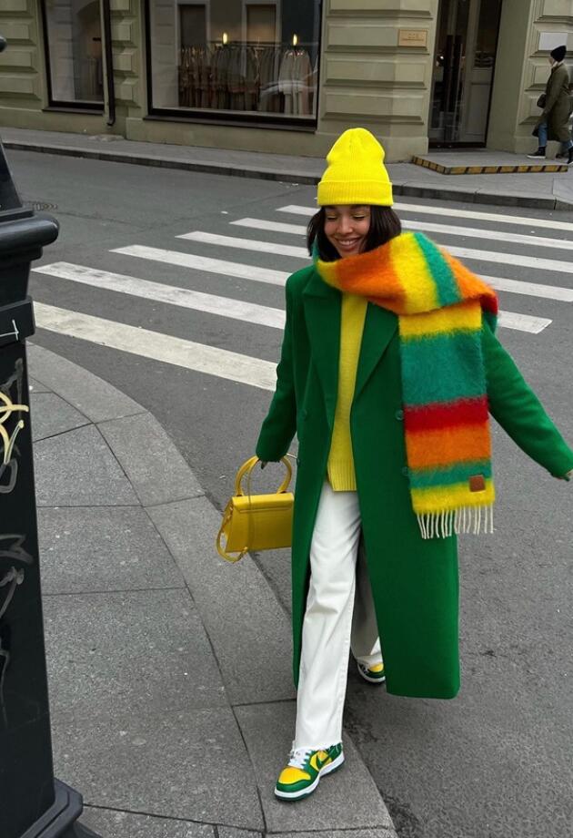 Kako nositi color block kombinacije na jesen? Ovih 11 outfita je kreirala Adelya.