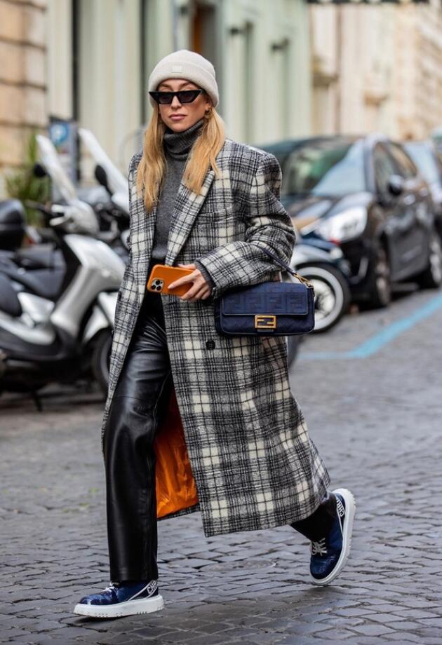 Trebate inspiraciju za opuštene, a trendy zimske outfite? Posudite njene trikove.