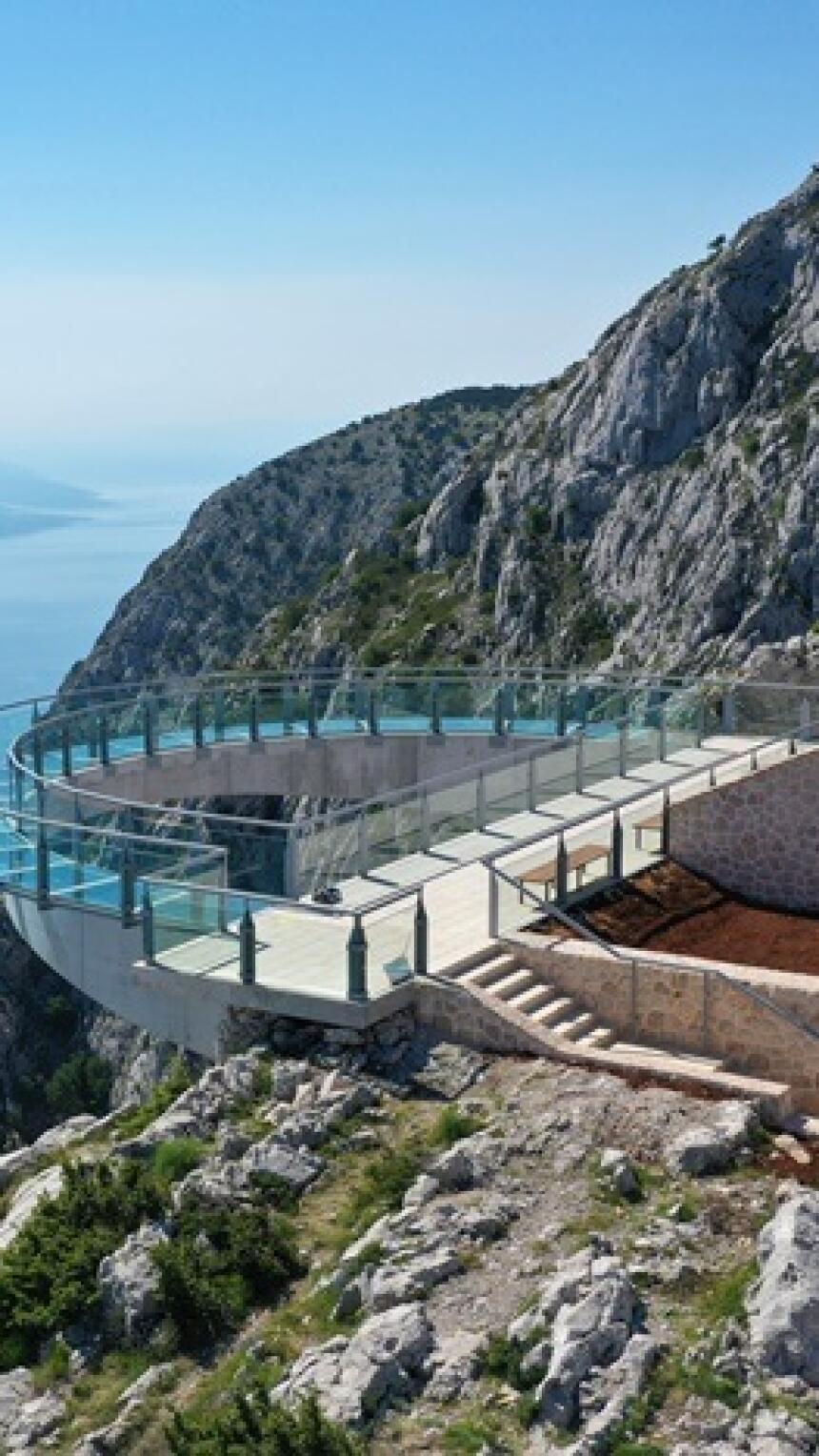 Makarska – mjesto gdje planina ljubi more i tvori savršeno mjesto za proljetni odmor