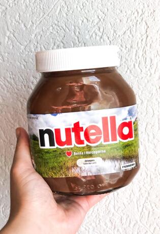 Dženadove fotografije bh. gradova su se našle na Nutella teglicama i dostupne su u BiH