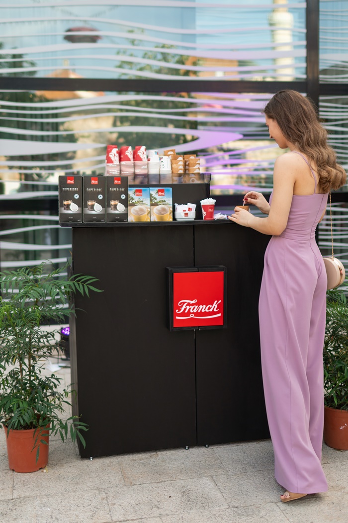 Bonjour.Garden in The City: Probali smo Franck Cappuccino poslužen u neodoljivim, veganskim jestivim šalicama