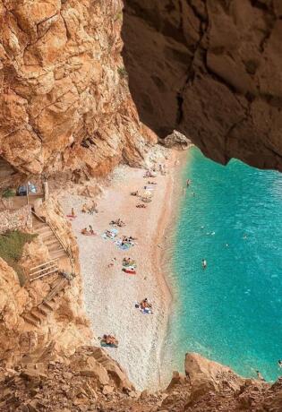 3 skrivene plaže na Jadranu koje trebate posjetiti ovo ljeto