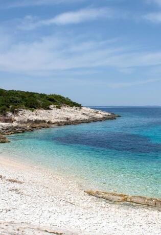 Otok Proizd u Hrvatskoj krije neke od najljepših plaža Mediterana