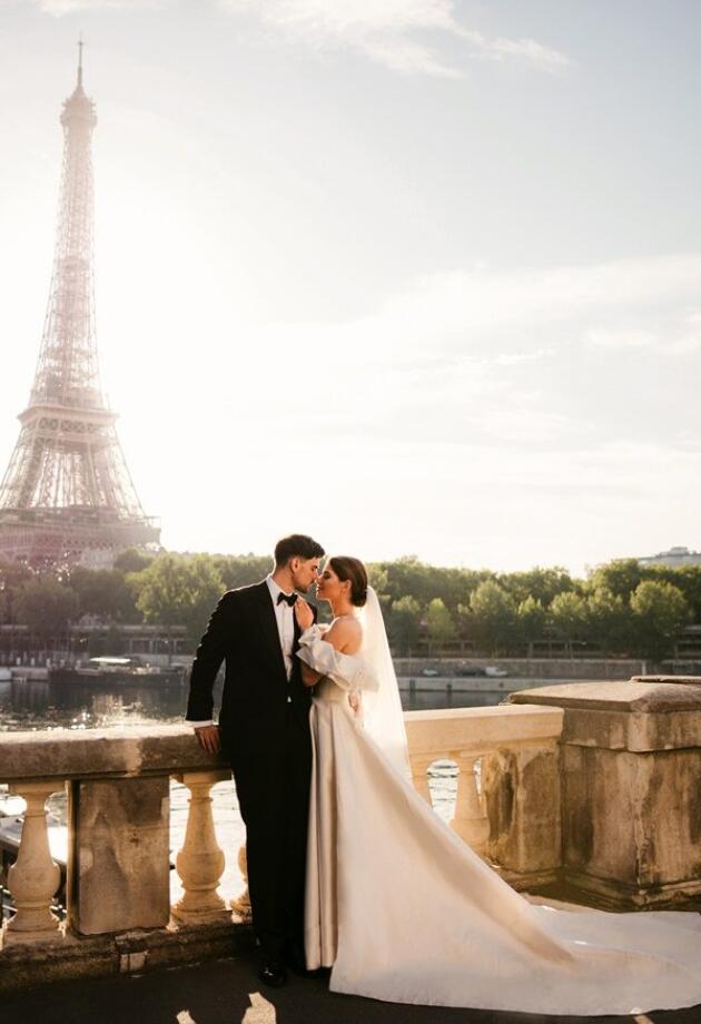 Fotografski duo Vlasta weddings u Parizu je kreirao najljepše fotografije ovog para iz Sarajeva