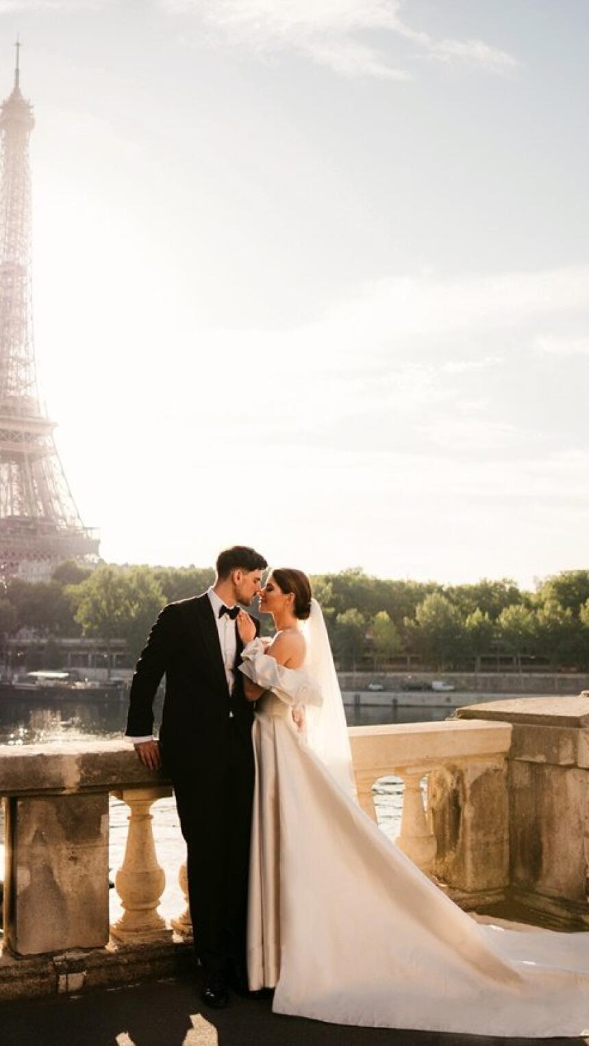 Fotografski duo Vlasta weddings u Parizu je kreirao najljepše fotografije ovog para iz Sarajeva