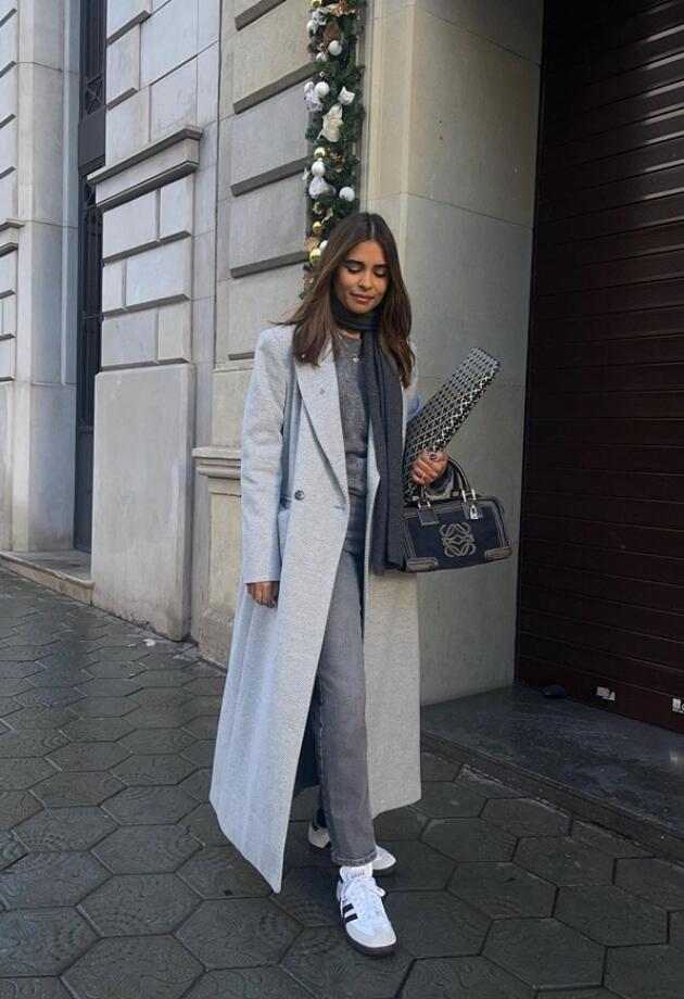 Ovaj kaput će vašim kombinacijama dati stylish notu. Evo kako ga nositi.