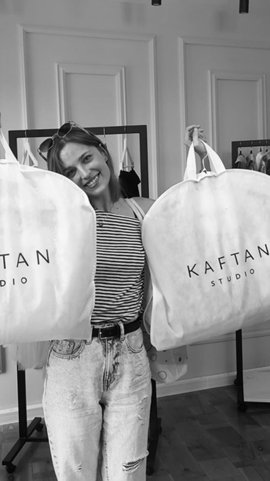 Bonjour zaviruje iza kulisa: Kaftan Studio ponovo na Filmskom festivalu u Veneciji