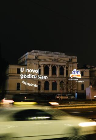 Sarajevo i Banja Luka: Kako prolaznici na ulicama opisuju svoje #sasvimja