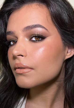 4 koraka za kreiranje glamuroznog makeup look otkrila nam je vizažistica Lucija Gagro
