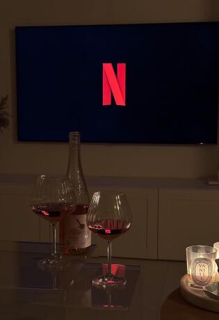Izdvojili smo najzanimljivije naslove na Netflixu koji izlaze u 12. mjesecu
