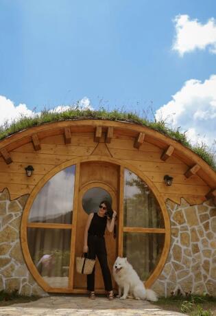 U Bosni i Hercegovini smo pronašli čarobnu Hobbit kućiću u kojoj želimo provesti vikend