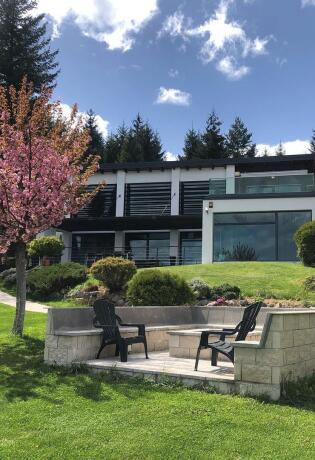 Vila nadomak Sarajeva s panoramskim pogledom i bazenom idealno je mjesto za odmor tijekom cijele godine