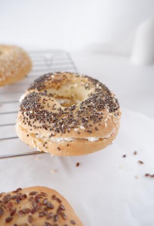 Bagel pecivo za 30 minuta: Naida nam donosi savršen recept za jesenji doručak
