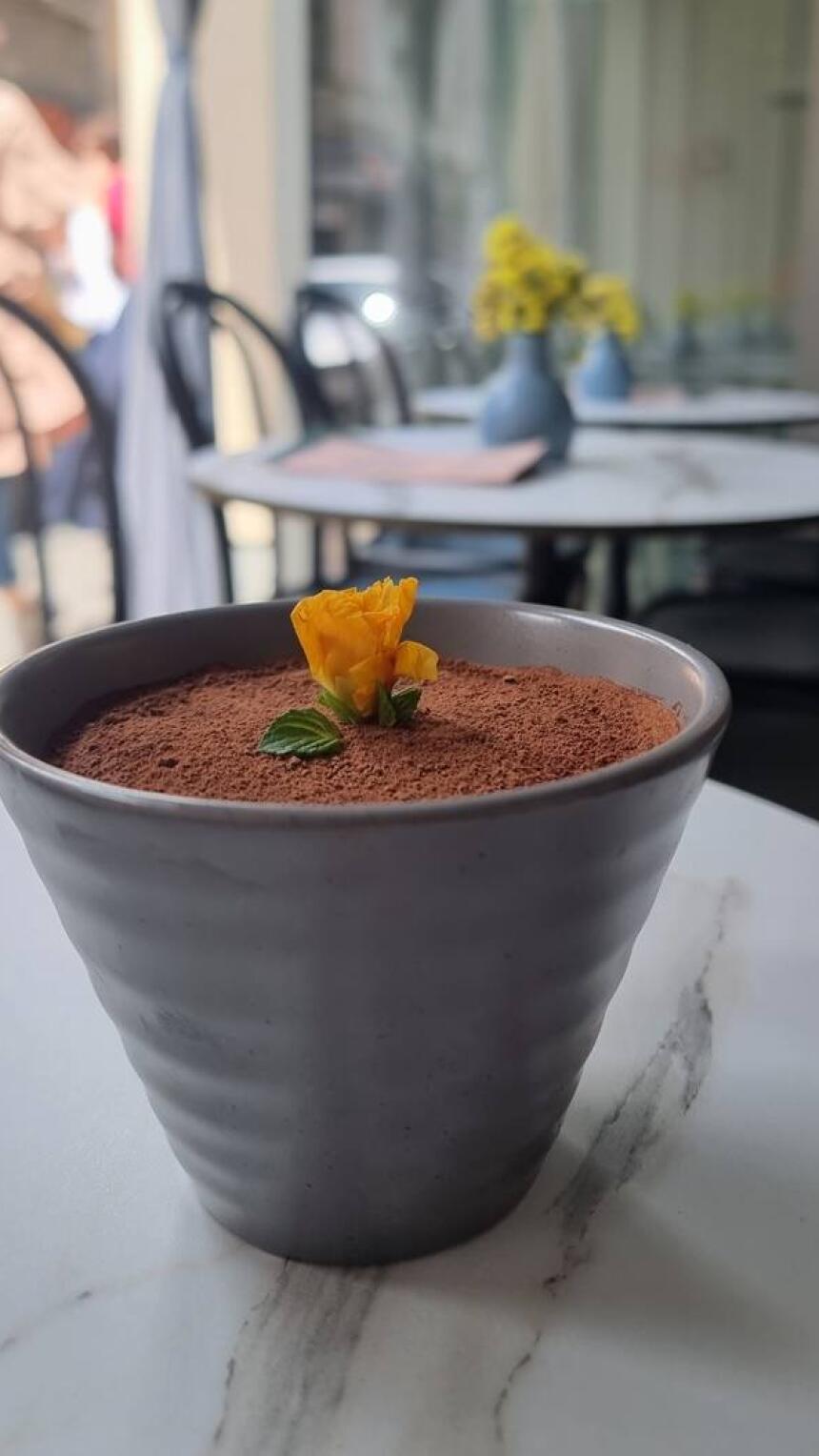Ovaj fotogenični tiramisu u saksiji možete probati u Sarajevu. Otkrivamo i adresu!