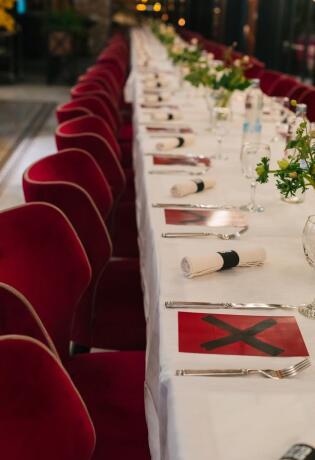 Givenchy Red Dinner: Predstavljanje L’Interdit Rouge Ultime parfema