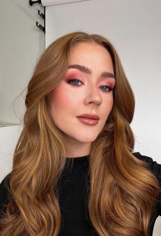 Maskaru u crnoj boji prestajemo nositi zbog ove? Viralni beauty trend kaže - da!