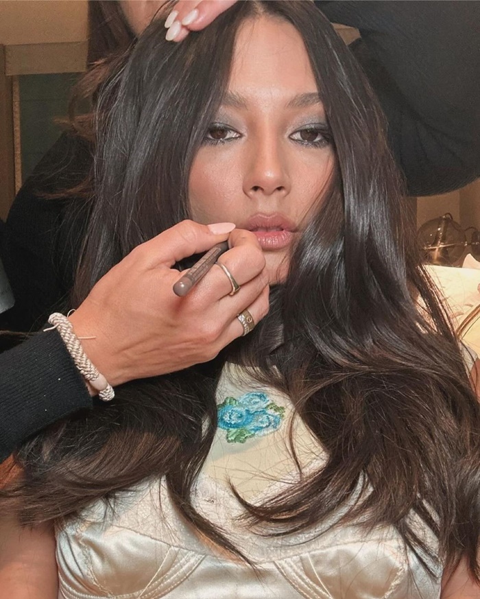 Hey besties! Donosimo vam inspiraciju za maturski makeup.